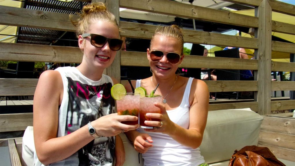 Daphne en Patricia in Barcelona